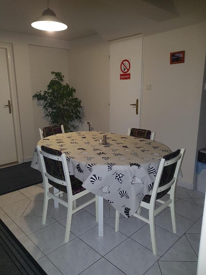 Penzion Kormos Štúrovo Extérieur photo